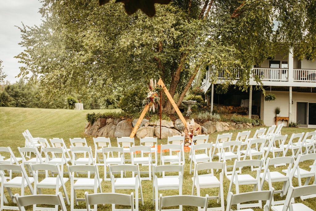 A beautiful outdoor Michigan wedding ceremony