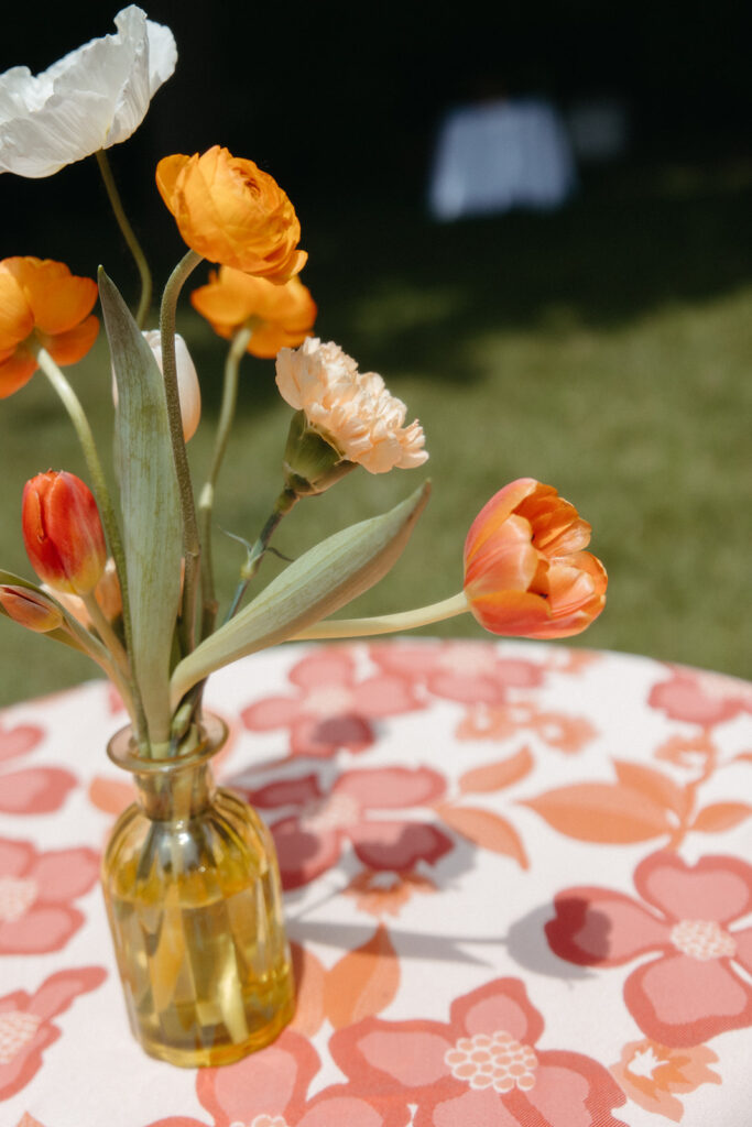 Cocktail hour floral decor